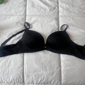 Victorias Secret // black push up bra